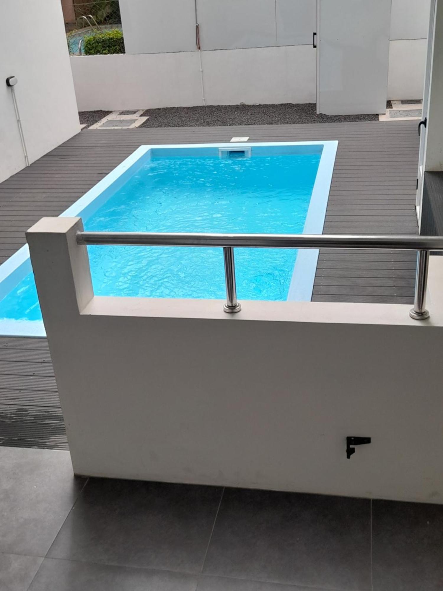 R & L Seaside Appartment Flic-en-Flacq 外观 照片